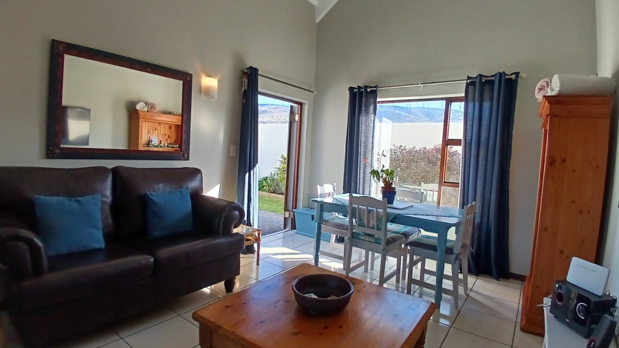 2 Bedroom Property for Sale in Sandbaai Western Cape